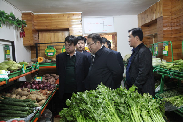 傅海旺調研豐寧農副產品與針紡織品銷售渠道拓展工作